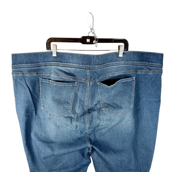 Torrid Women's 6 (Size 6X or 30) Skinny Fit Lean Jean Cropped Jeans Stretch - Picture 12 of 13